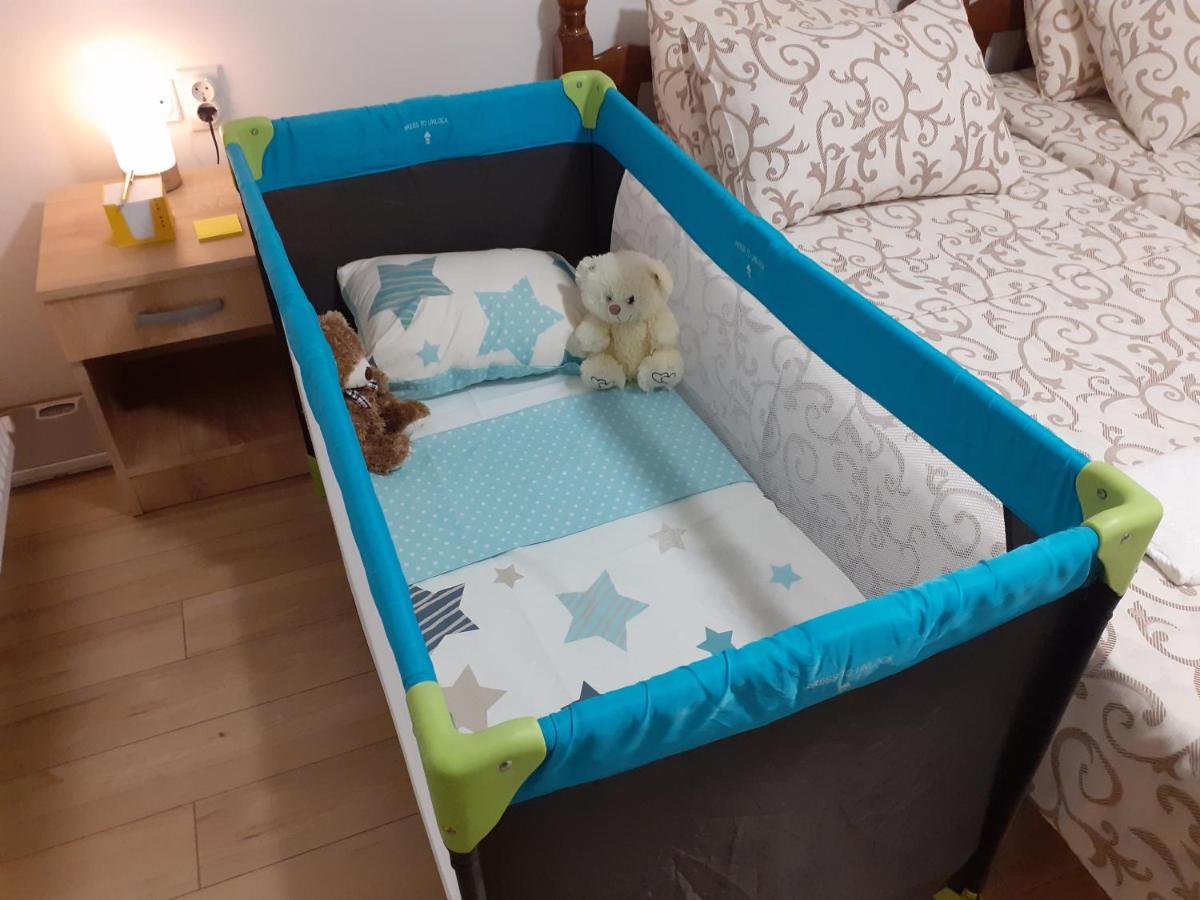 Apartman Nena 皮罗特 外观 照片