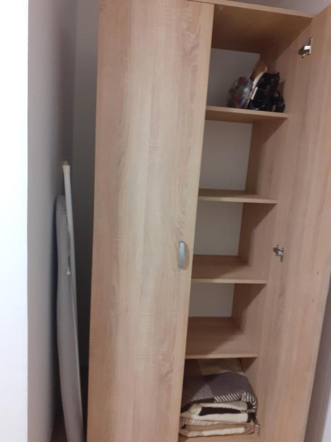 Apartman Nena 皮罗特 外观 照片